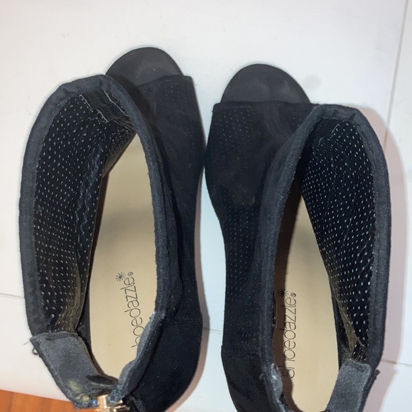 Open toed black booties - Picture 5 of 7